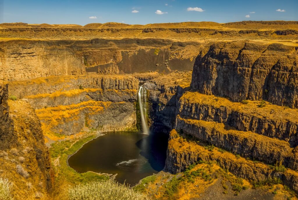 Waterfall and canyon landscape in the Pacific Northwest